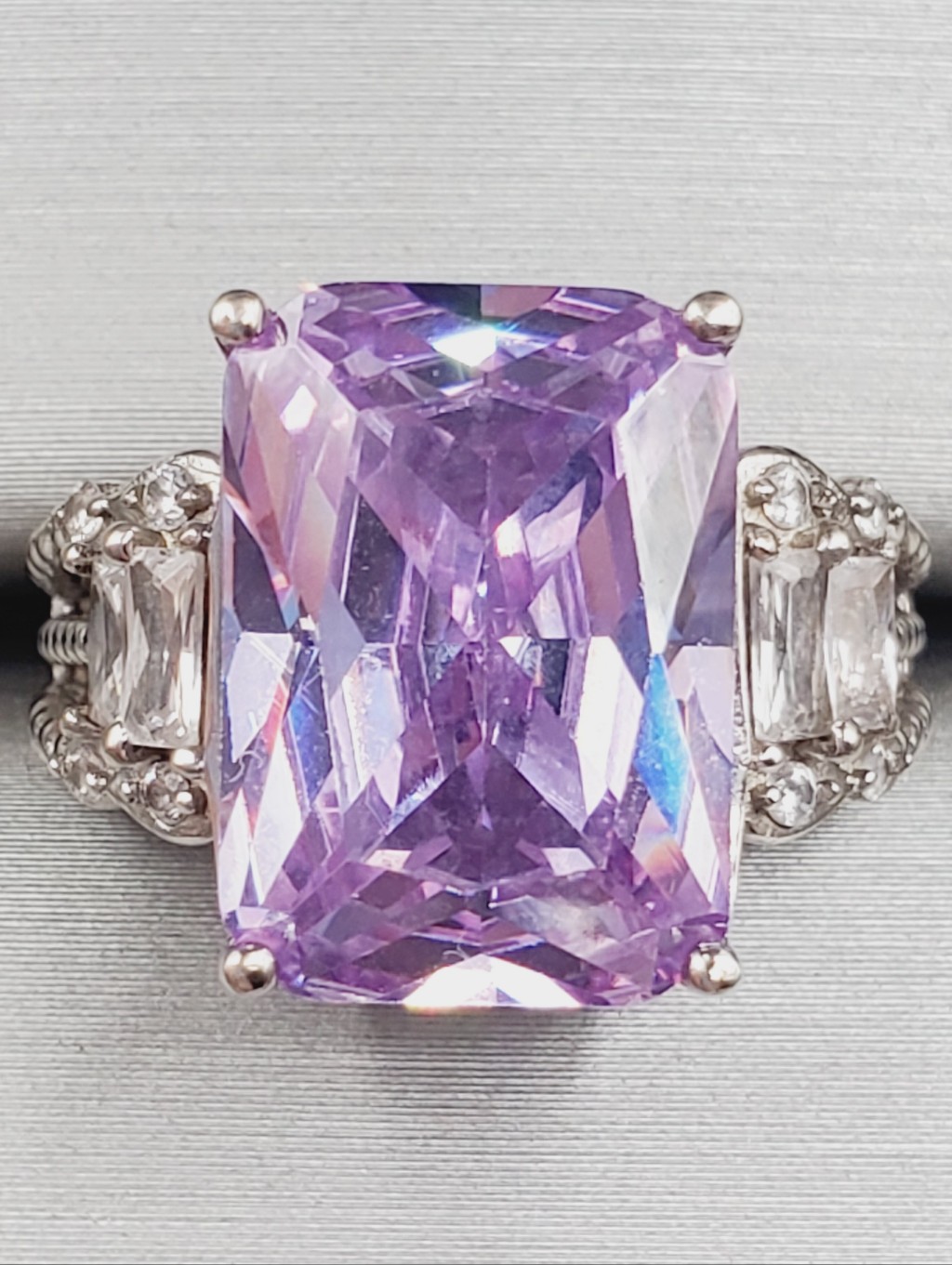 925 Sterling Silver Radiant Purple Cz Gemstone Statement Ring
